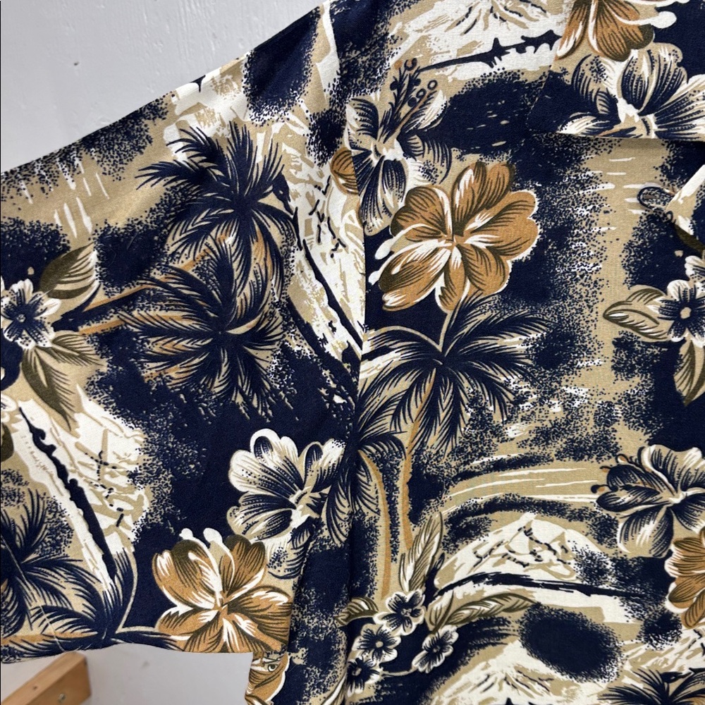 Karen Scott Classic Hawaiian Tropical Floral Navy & Brown Button Down Shirt XL - Picture 3 of 6
